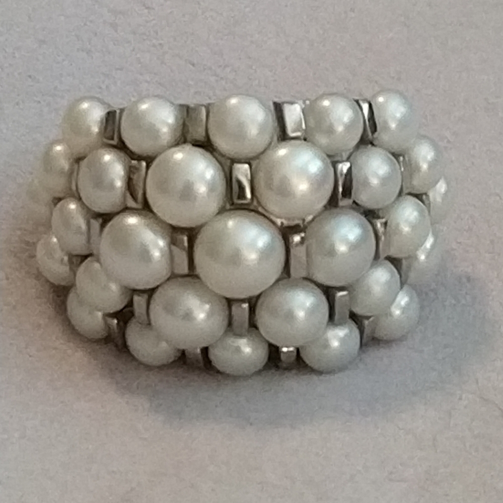 Freshwater Pearl Ring set in Stainless Steel